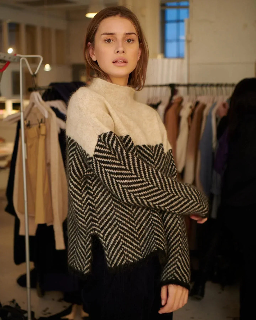 Thalia – Luxury Cashmere Turtleneck