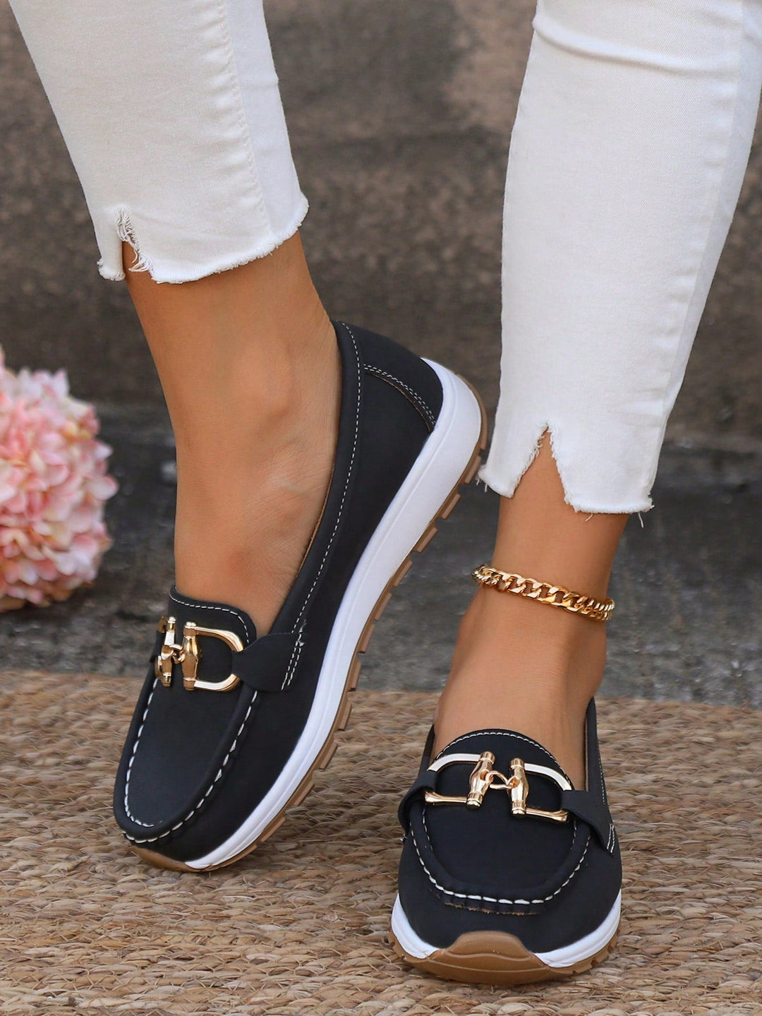 Ellura™ — Minimal Buckle Flats