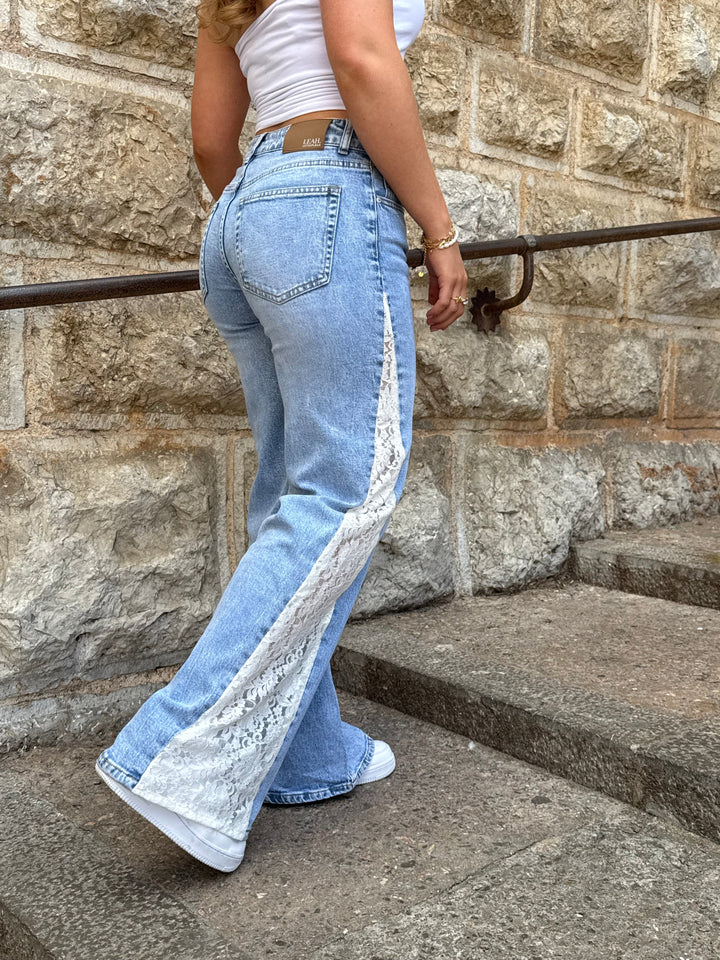 Lilia™ — Denim Flared Jeans