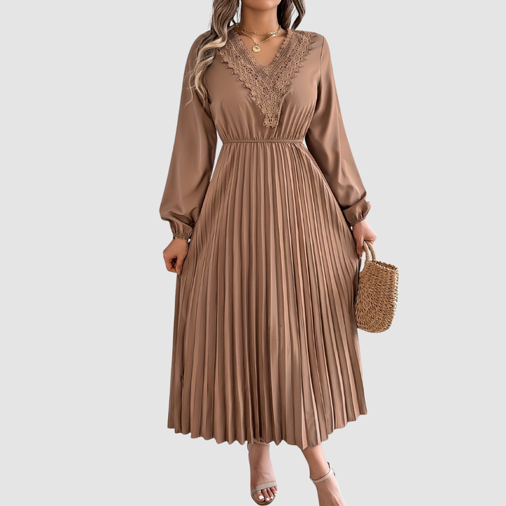 Rivienne – Lace V-Neck A-Line Dress