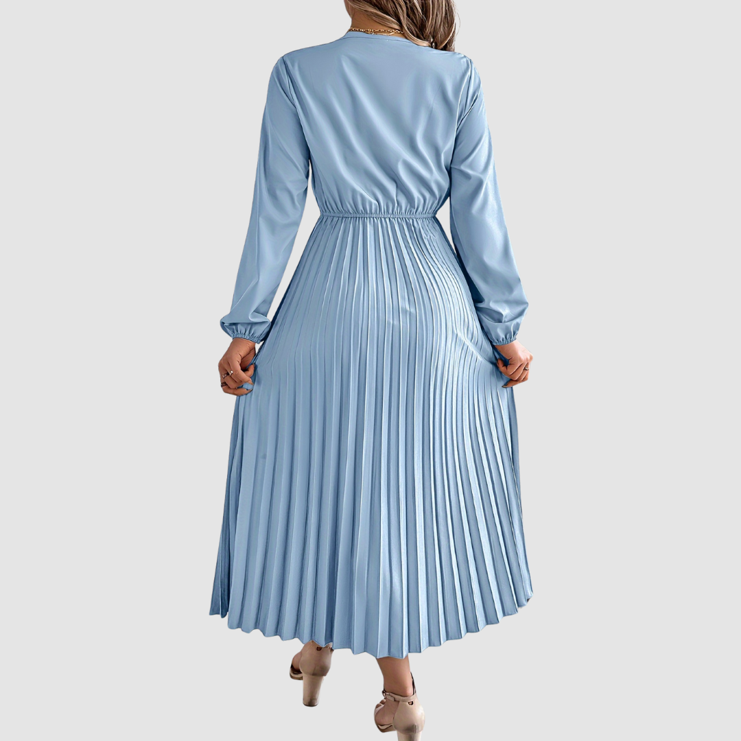 Rivienne – Lace V-Neck A-Line Dress