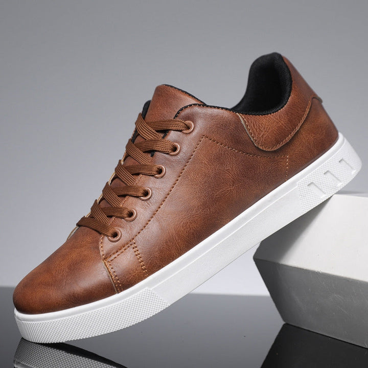 Daxel - Men's Sleek Leather Sneakers