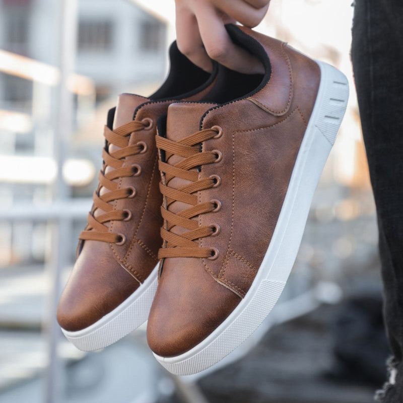 Daxel - Men's Sleek Leather Sneakers