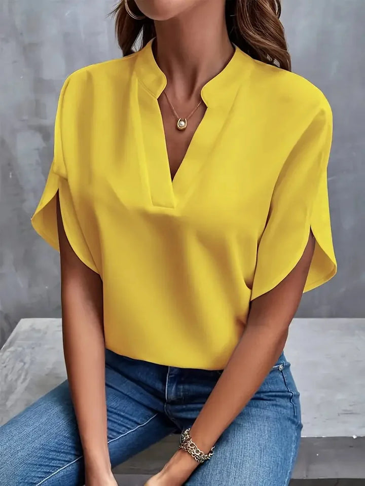 Selena – Flowing V-Neck Blouse