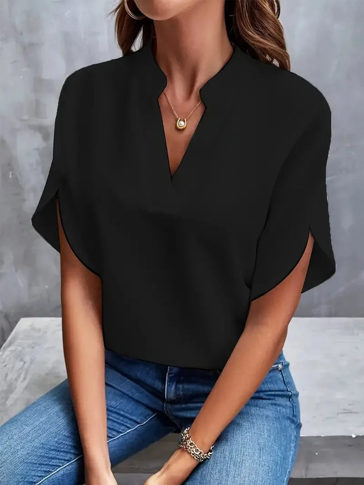 Selena – Flowing V-Neck Blouse