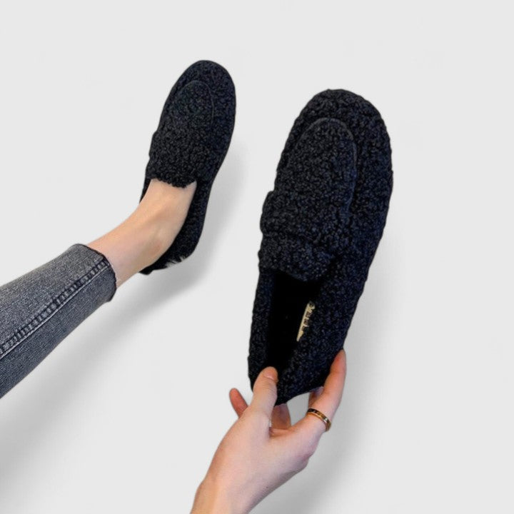 Wrenna — Cozy Indoor Slippers