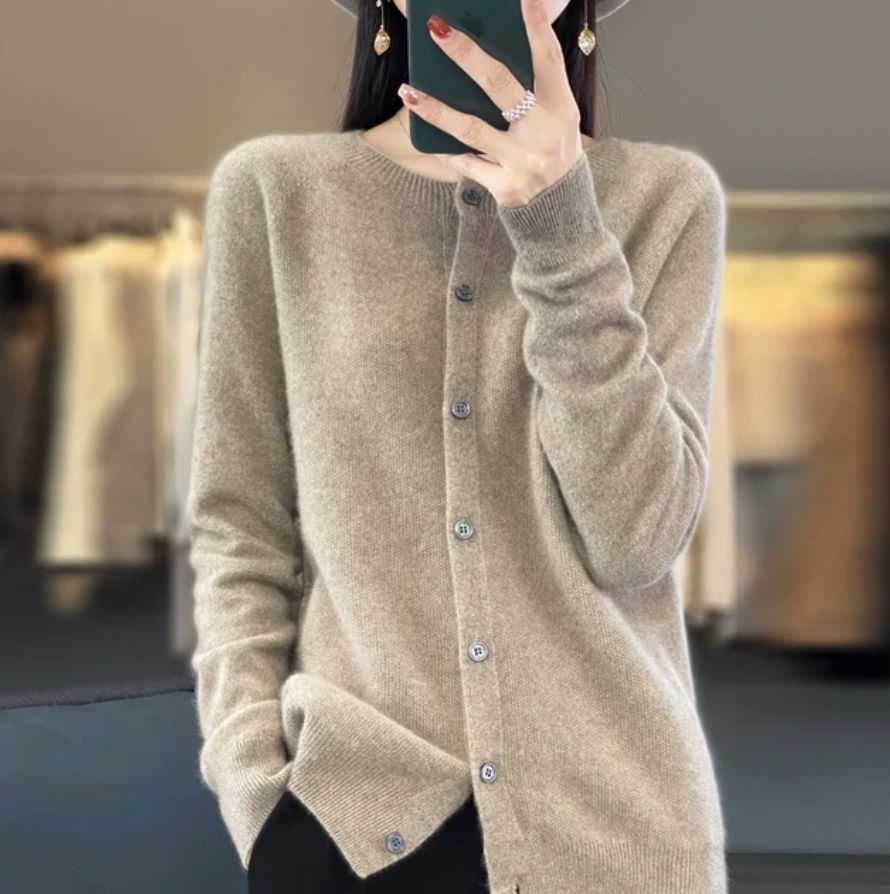 Merivane™ – Merino Wool Cardigan