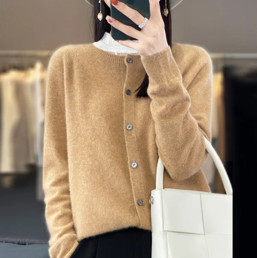 Merivane™ – Merino Wool Cardigan