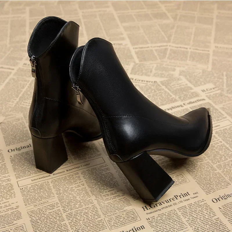 Vivica – Leather Ankle Boots