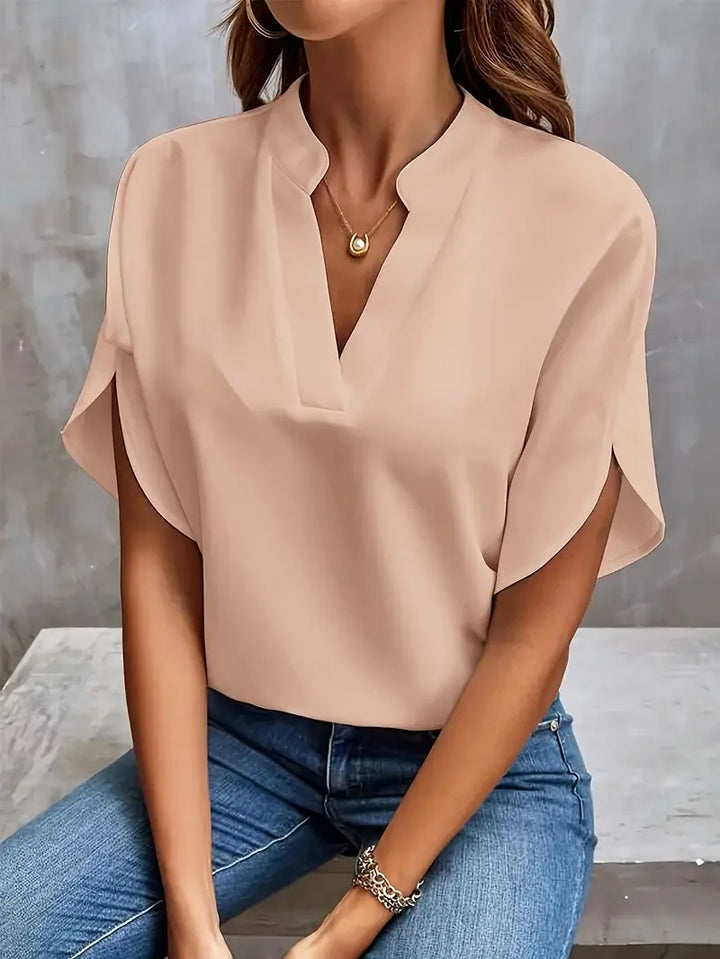 Selena – Flowing V-Neck Blouse