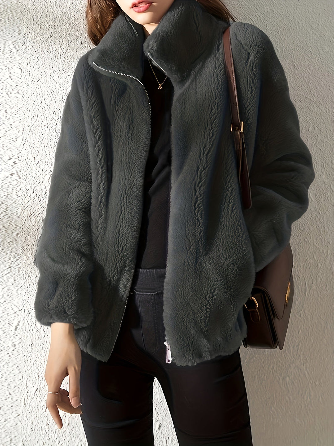 Aveline — Cozy Zip Jacket