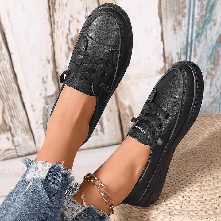 Sienna – Soft Lace-Up Flats