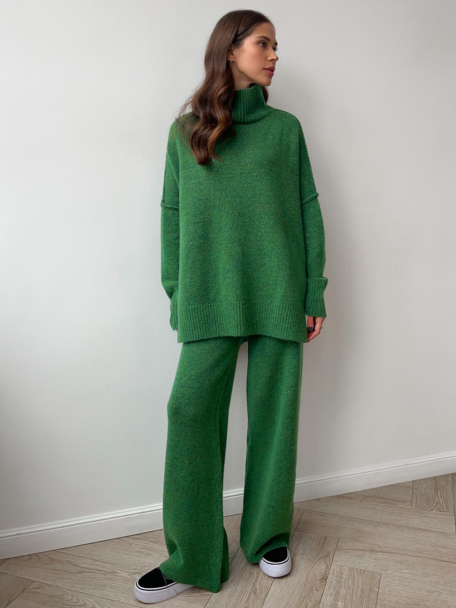 Sorelle – Turtleneck Lounge Set