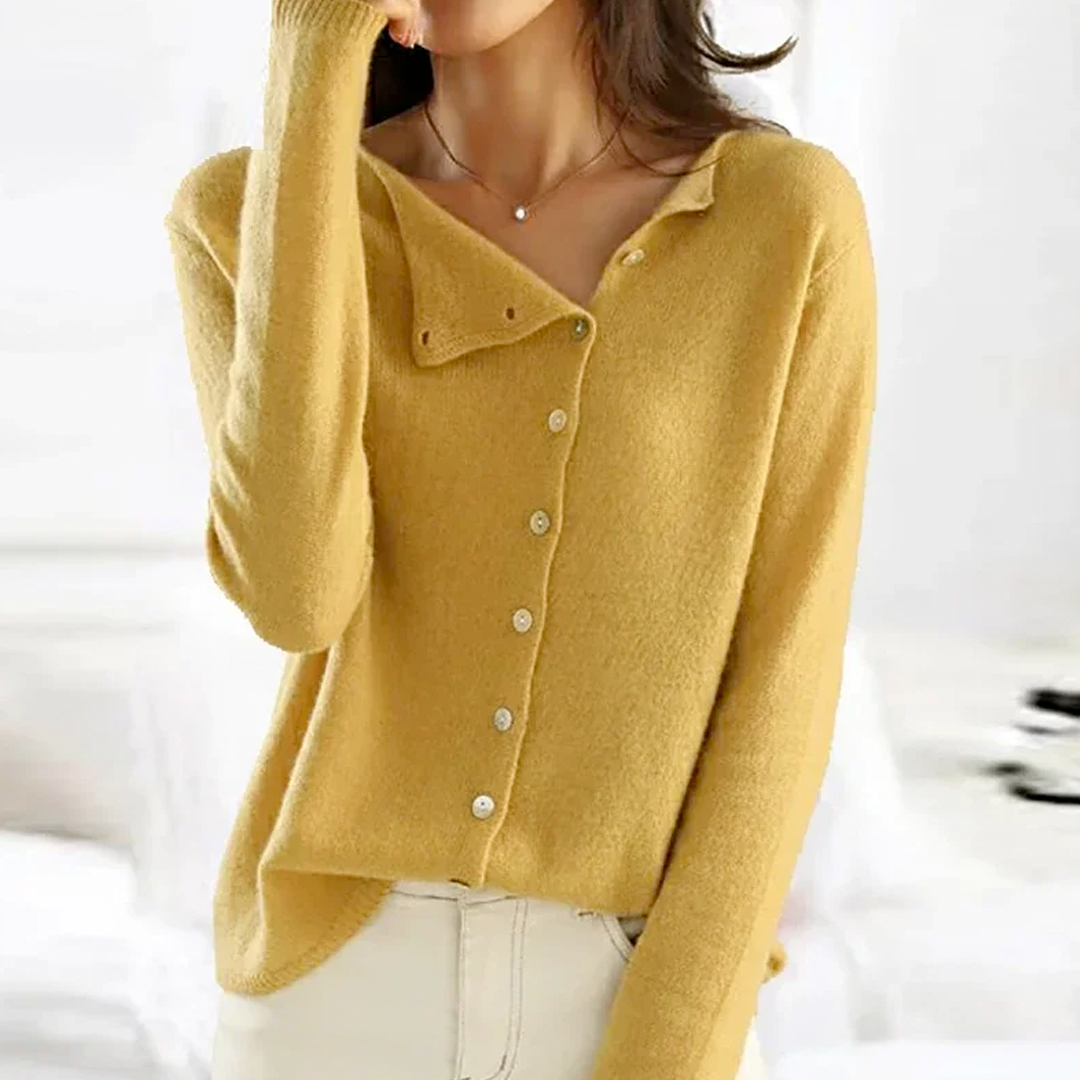 Lyra – Button-Down Cardigan