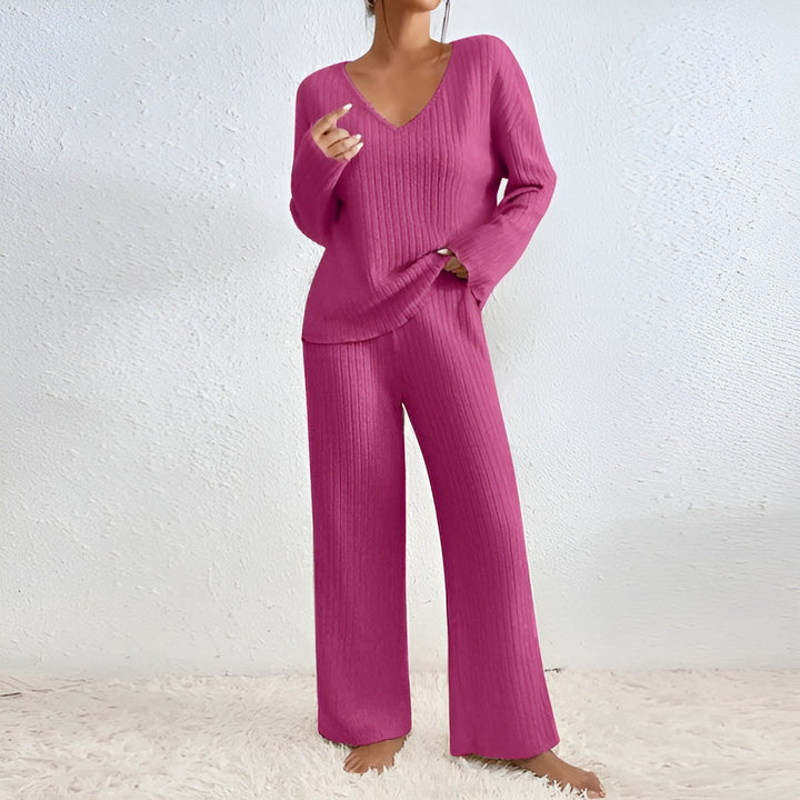 Aurelia – Ribbed V-Neck Sweater Set