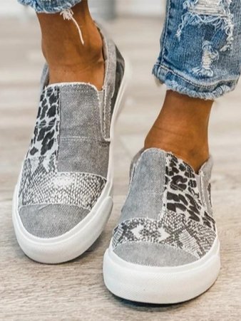 Noéva — Pain-Relief Slip-Ons