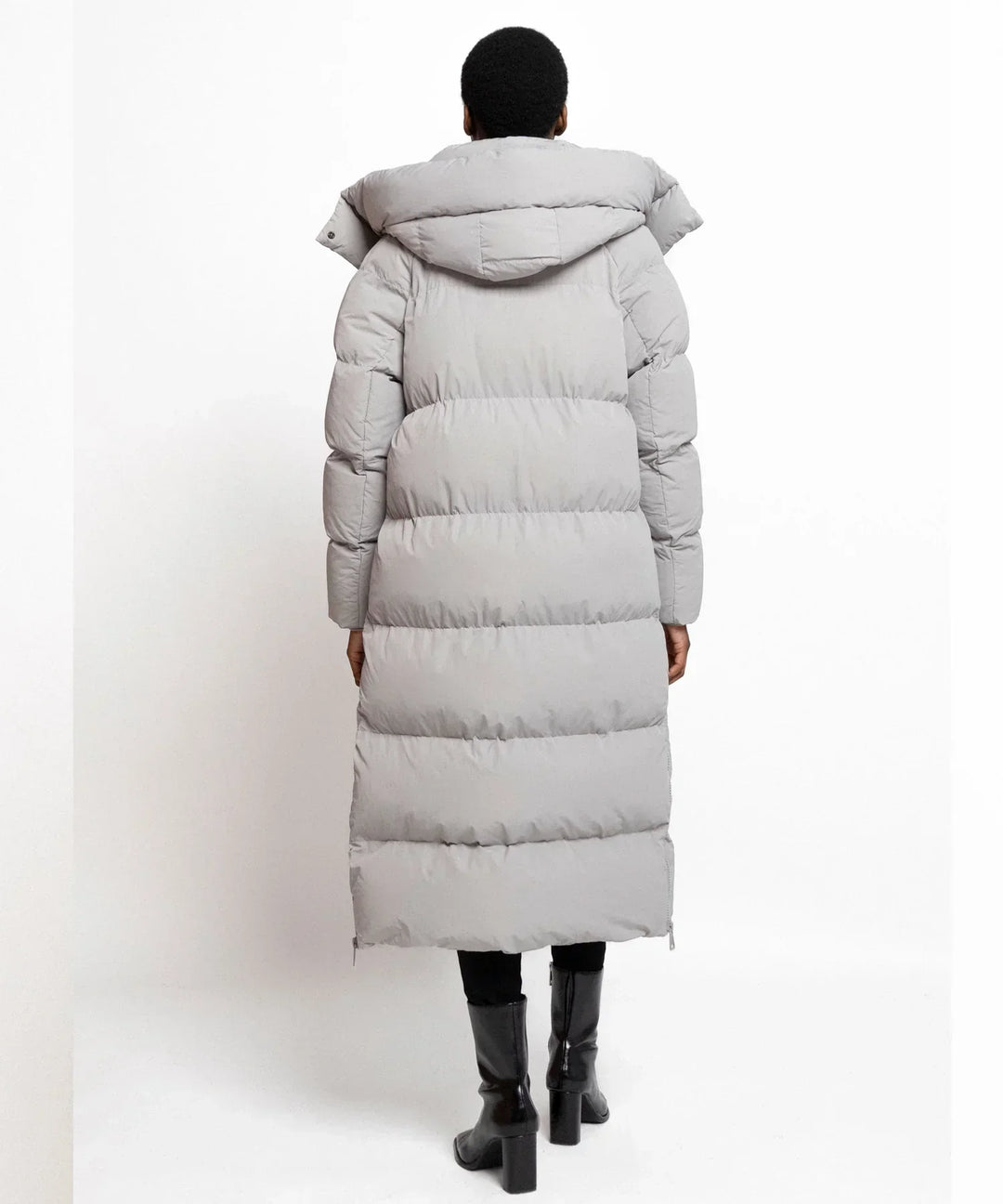 Ilyra – Oversized Puffer Jacket