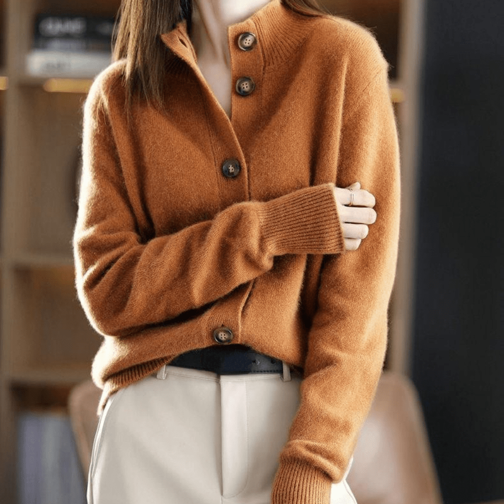 Serenya – Knitted Cashmere Vest