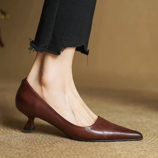 Elisanne – Elegant Leather Slingback Flats