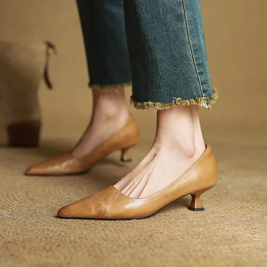 Elisanne – Elegant Leather Slingback Flats