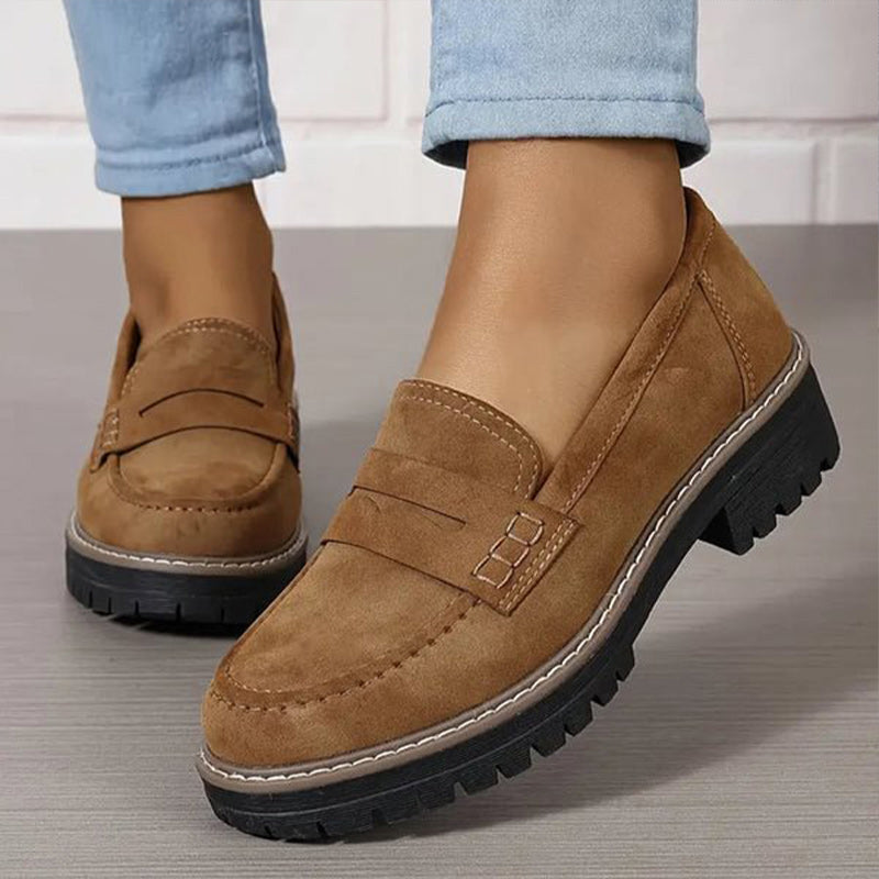 Arabelle – Timeless Suede Loafers