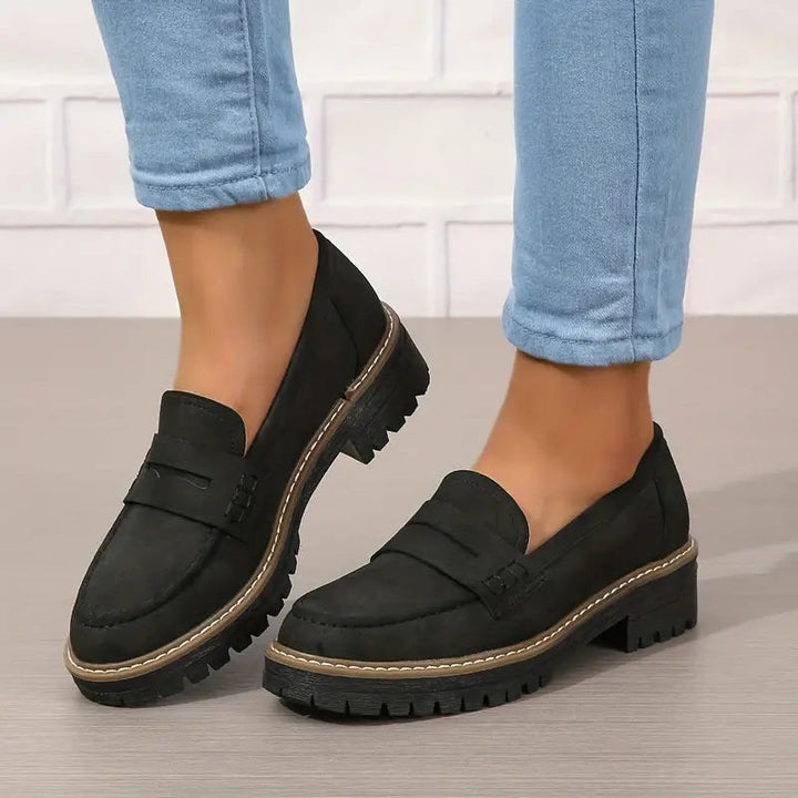 Arabelle – Timeless Suede Loafers